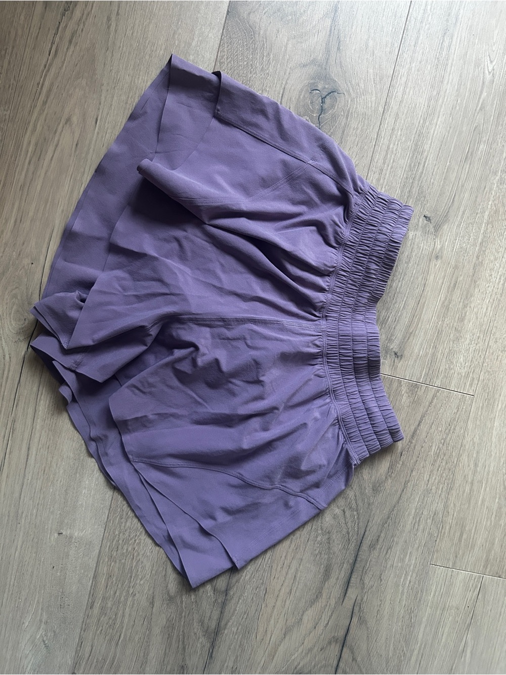 Lululemon Shake It Out High-Rise Run Short 2.5"